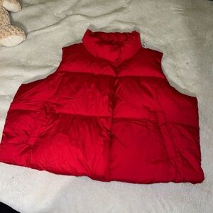 Old Navy Cropped Red Puffer Vest